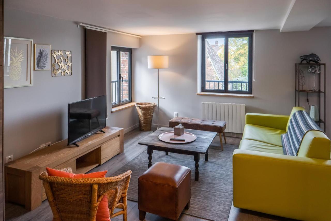 Logis Hotel-Restaurant Le Relais D'Aligre Châteauneuf-en-Thymerais Exteriör bild